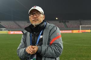 张外龙：队里年轻球员较多失球后信心受影响，重拾信心需要过程