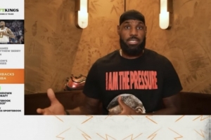 詹姆斯：NFL中最重要的是四分卫 NBA中最重要的球员是更衣室领袖