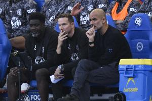 曼晚：林德斯正在发挥重要作用；曼城明夏还得买高水平右后卫