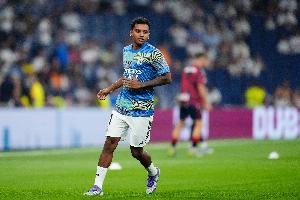 马卡报披露，拜仁今夏曾通过中间人就罗德里戈的转会事宜与皇马接洽，但皇马方面明确表示不愿出售。