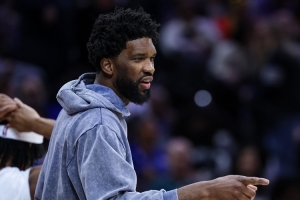 大将军评价大帝的膝伤：好比纸张揉皱后，即便展开也无法复原如初。