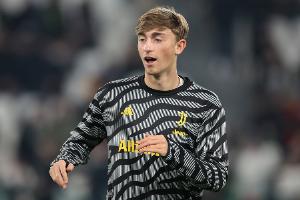 尤文以低价甩卖赫伊森，其父得知离队消息时如遭晴天霹雳，直言对此无法理解。