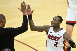 斯波：罗齐尔减重了10-12磅 对新赛季的用人持开放态度