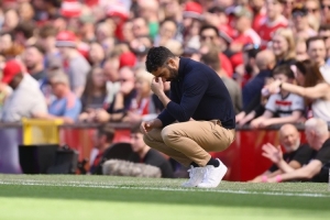 《曼晚警示：若不对阿莫林采取果断行动，曼联恐将陷入保级危机》