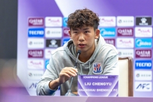 刘诚宇：明天亚冠比赛我们非常重视，必将全力以赴争取胜利。