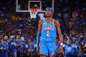 新赛季MVP赔率更新：SGA领跑，约基奇与东契奇紧随其后位列二三位，文班亚马排名第四。