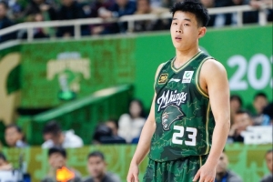 媒体人：期待林葳通过征战NCAA，以俄勒冈大学为跳板冲击NBA。