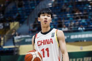 媒体人表示，若张博源在EYBL赛事中表现出色，他将获得众多含金量极高的邀约。