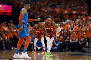 利拉德重返开拓者可获1400万年薪，威少在雷霆仅能拿到底薪。