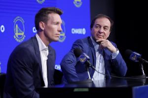 邓利维：拉科布今夏对球队的关注一如既往，女武神让他有些分心