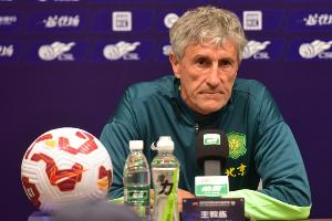 记者：塞蒂恩治下球队已现涣散，国安若不换帅便是失职。