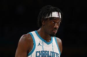 太阳主帅：马威还未进行5对5训练 他不会出战与湖人的季前赛首战