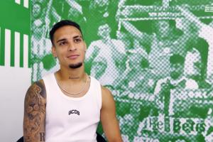 安东尼谈内马尔：他让我继续做圆规般的转身动作，巴西球员的特点就是这样。