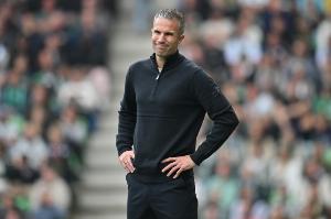 范佩西：不把胜利当作硬性要求，只要保持这样的比赛风格，胜利便会水到渠成。