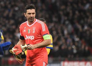 布冯：我在尤文赢得的意甲冠军是13次而非11次，其中包含后来被撤销的2个冠军头衔。