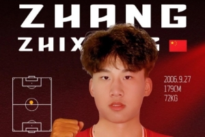 张志雄赛场动作惹争议：曾致广西外援颈椎骨折，上赛季还涉及飞铲赵明剑及辱骂裁判。