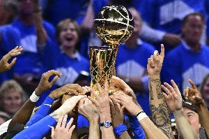 从连开香槟都不会的新秀，到如今的卫冕冠军，雷霆青年军当前面临的最大考验，是心态的转变。