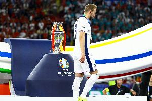 欧文表示，随着凯恩等球员年龄增长，他对英格兰队赢得世界杯的前景感到信心不足。