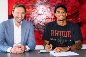 3500万药厂新援宽萨：离利物浦为求更多比赛时间，进球欲致敬若塔