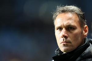 范巴斯滕抨击西甲海外赛：此举荒谬至极，欧足联应立即叫停。