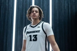 记者：鹈鹕队与蔡斯-亨特、约什-奥杜罗签下Exhibit 10合同