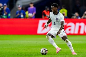 格伊：捧起足总杯奖杯的感觉美妙绝伦，迎战威尔士的目标是保持不败纪录。