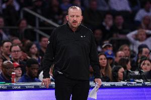 锡伯杜追求每场比赛的胜利，许多球员在他的执教下达到了职业生涯的巅峰，迪文岑佐便是其中之一。