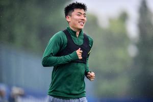 前国青球员何朕宇结束球员生涯，24岁加盟乌兰察布队将征蒙超