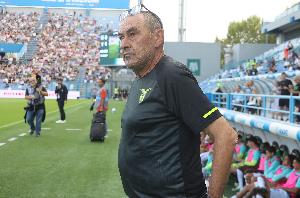 萨里支持拉比奥特反对海外赛，他强调球员收入虽高，但若无球员，联赛将不复存在。