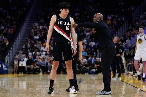 记者：杨瀚森能否进入NBA，取决于比卢普斯的考察。