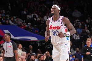 纳斯：4号位有空缺博纳是人选之一 他与恩比德搭档更多会打5号位