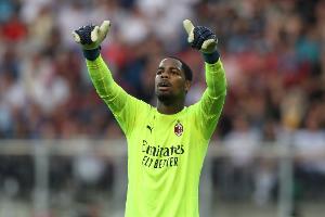 齐达内评价迈尼昂是一位优秀的门将，并表示后者若转会尤文图斯，自己并不会感到意外。