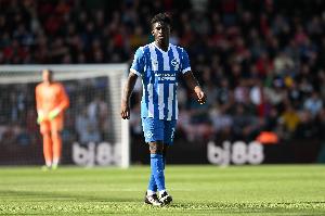 布莱顿主教练确认，曼联今夏曾对巴莱巴表达过引进意向，不过该球员并不在球队的待售范围之内。