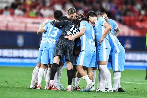 河南足球俱乐部体育总监：我们配得上称之为中国的伟大球队。