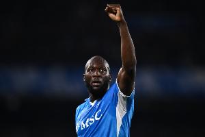 据《米兰体育报》报道，卢卡库的目标是在意超杯对阵AC米兰的比赛中重返赛场。