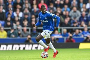 杜库雷：埃弗顿曾试图挽留我，但沙特的报价要高得多，我已经为埃弗顿付出了一切。