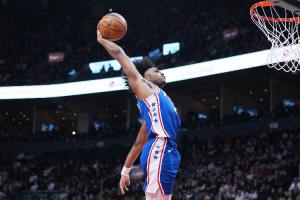 火箭签下前杜克球星凯里与76人旧将康西尔，名记：凯里场均仅1.9分。