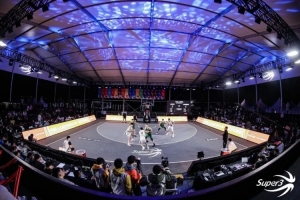 2025赛季超三联赛总决赛战火点燃，十二强队伍齐聚宋庄。