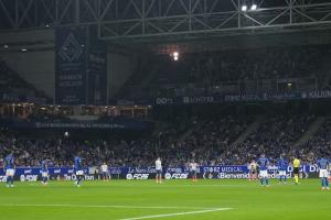 西班牙人队队长：开赛时静立十秒是为了抗议西甲海外赛，旨在要求获得更多尊重与透明度。