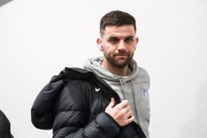 官方消息，阿利米在代表北马其顿队比赛期间遭遇膝伤，预计两周左右可恢复训练。