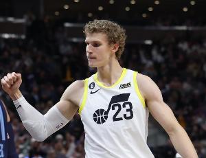 爵士队新赛季前瞻：马尔卡宁与凯斯勒将占据核心地位，贝利能否带来惊喜？