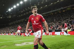 马奎尔表示，拉什福德首次经历双红会时肯定会紧张，我们需要帮助他度过难关。