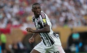 据《米兰体育报》报道，主帅图多尔今夏曾要求买断穆阿尼并引进一名优秀中场，但体育总监科莫利这两项要求均未得到满足。