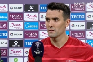 周定洋：尽管早早失球，但我们从未放弃，亚冠联赛对我们而言是宝贵的学习机会。