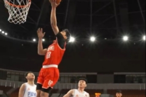 前CBA选秀第11顺位球员阿泽蒙BA赛场狂砍101分，其CBA生涯单场最高得分此前仅为2分。