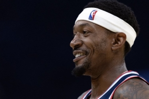 比尔：感觉在快船已效力数年 与小卡、哈登、祖巴茨配合默契