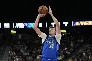 弗拉格：我并非独行侠的救世主 球队实力雄厚让我倍感轻松