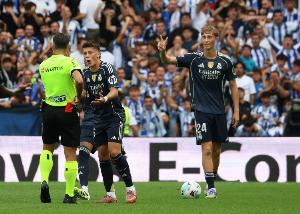 赫伊森父亲：希望他能出战尤文，我们对斑马军团充满感情