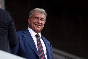 马卡电台记者披露：拉波尔塔早已知晓海外赛无法举办，足协主席仅为傀儡。