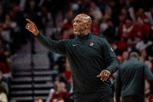 比卢普斯律师提交抗辩称：正直之人从不欺诈，期待查明真相！